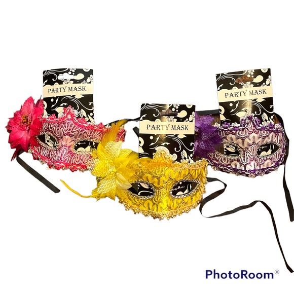 Accessories - 3~Party Mardi Gras Mask Plastic Purple,Hot Pink,Yellow with Ribbon to Adjustable
